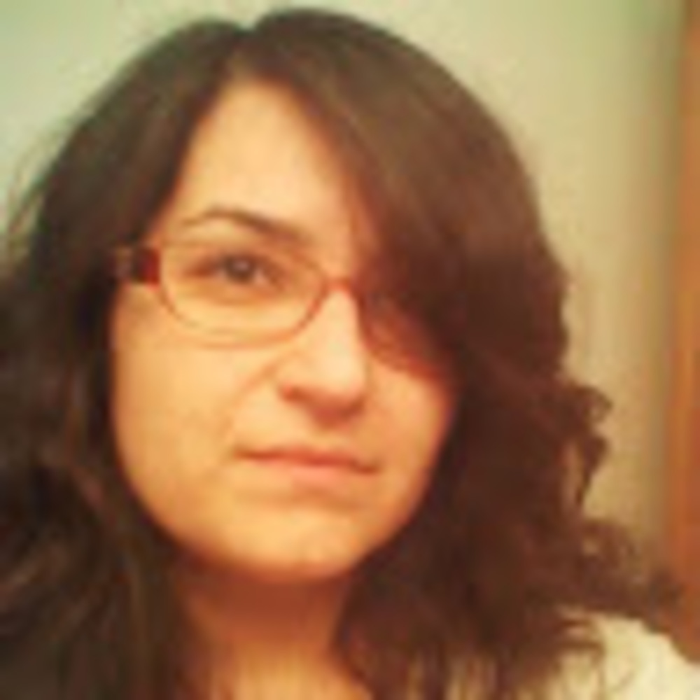 Meet your Posher, Daena